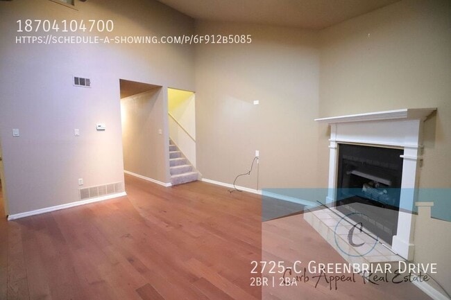 Photo - 2725 Greenbriar Dr