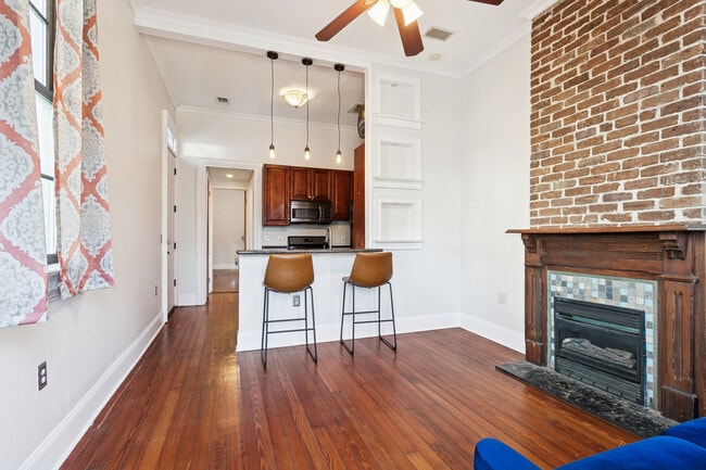 Photo - 2622 Annunciation St Unit 2622
