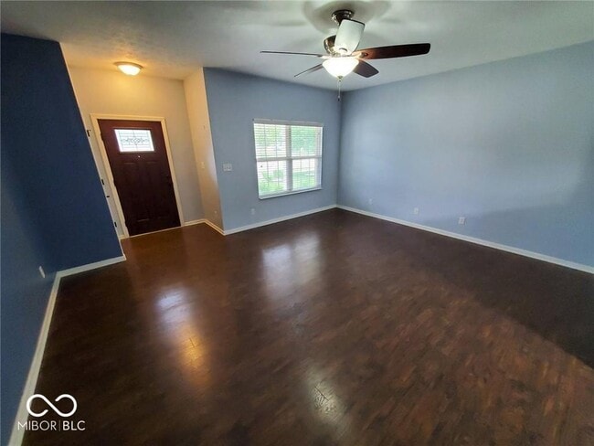 Photo - 1009 Retford Dr
