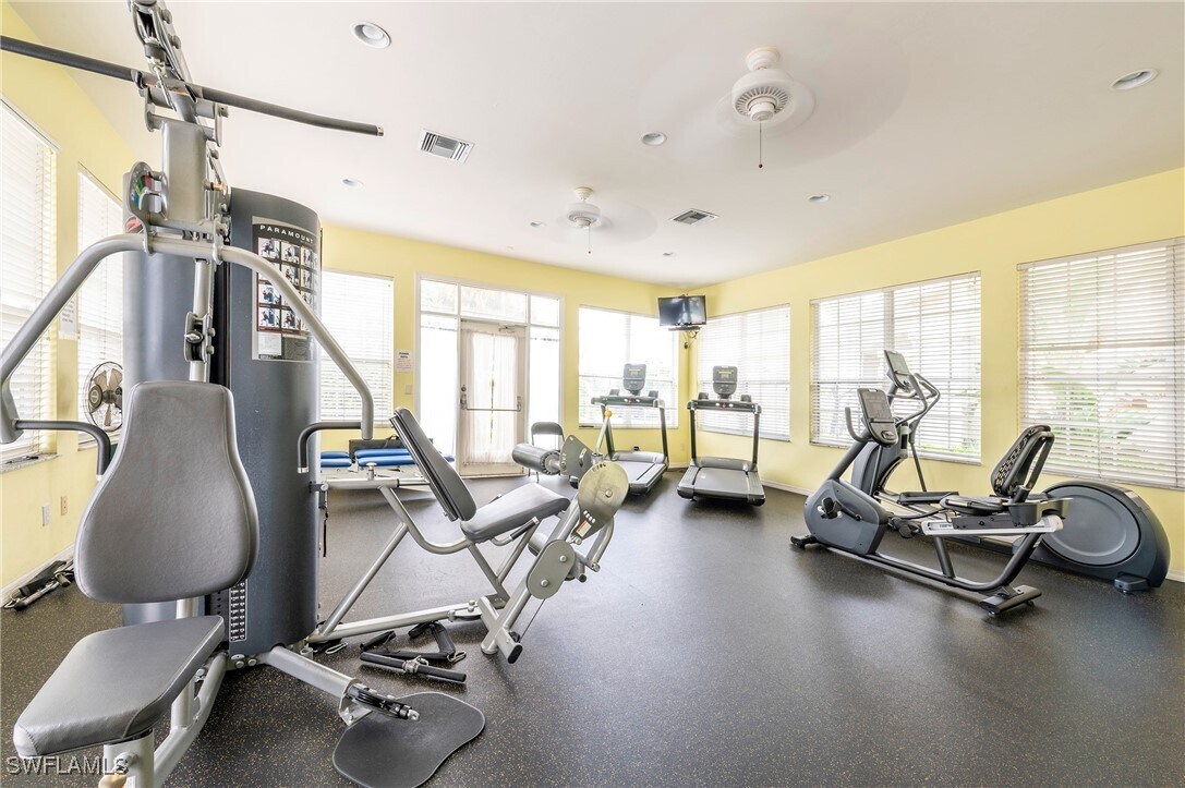 Photo - 15150 Royal Windsor Ln Unidad 1403