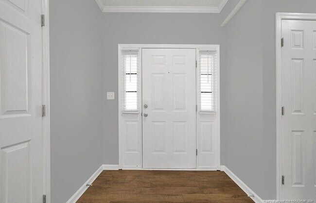 Photo - 1475 Avoncroft Dr