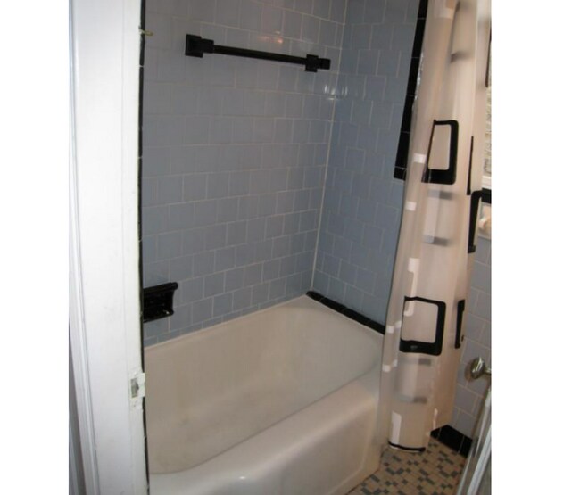 Photo - 108 Central St Unidad 3R