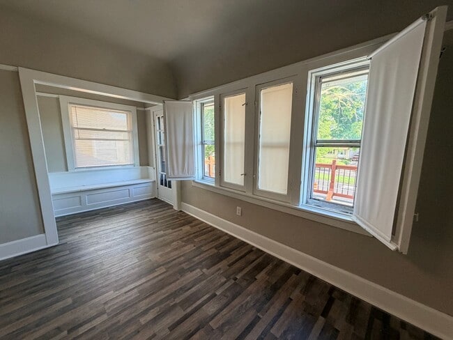 Photo - 3424 W Highland Blvd Unidad 3426 - UPPER