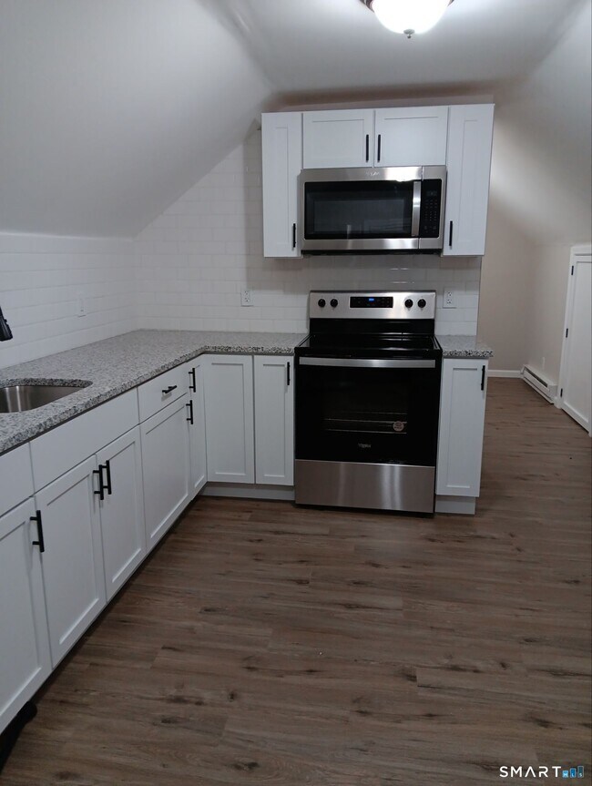 Photo - 282 Ward St Unidad 3