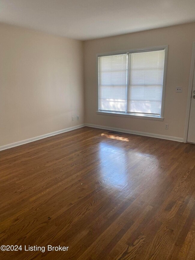 Photo - 2711 Gardiner Ln