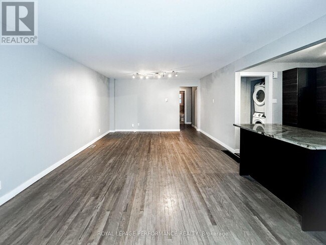 Photo - 726 Cummings Ave.