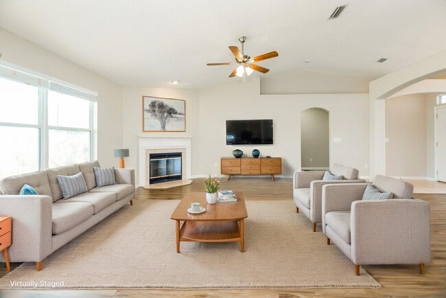 3021 Captiva Bluff Cir