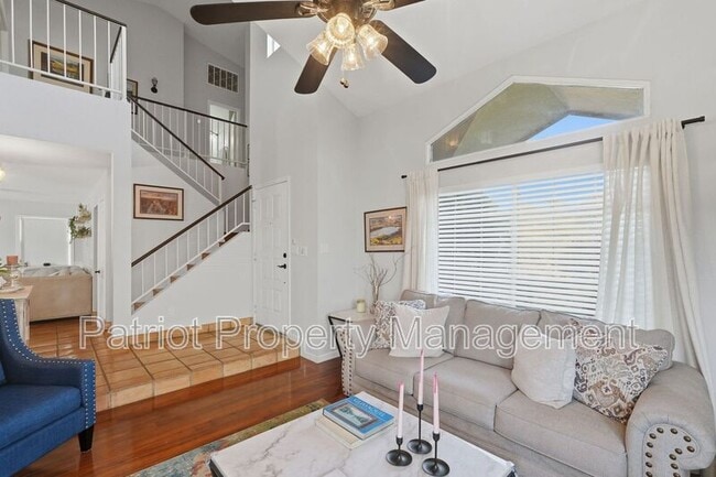 Photo - 12238 S 45th St