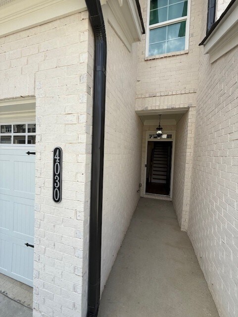 Photo - 4030 Cavalier Way