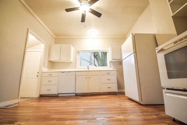 Photo - Charming 2 Bedroom House in North Portland