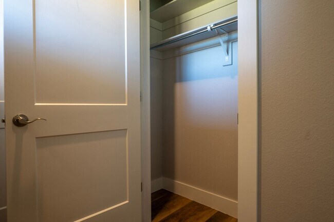 Photo - 3-bedroom, 2-bathroom home located in the beautiful Pea Ridge, A