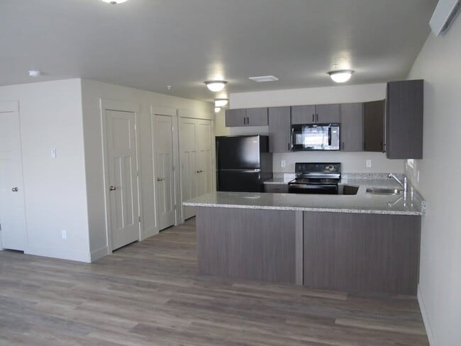 Photo - 6277 N Freedom Rd Unit 4