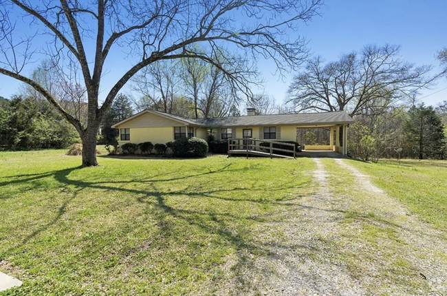 Building Photo - 1002 Marshall Rd Rental