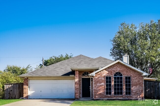 Building Photo - 1013 Meadowbend Dr Rental