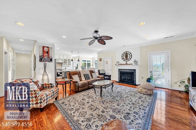 Photo - 7621 Nandina Dr
