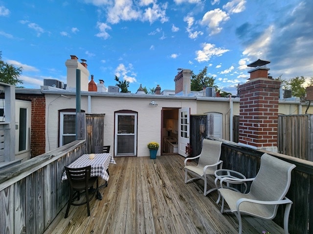 Photo - 1713 Riggs Pl NW