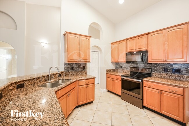 Photo - 346 NE 23rd St