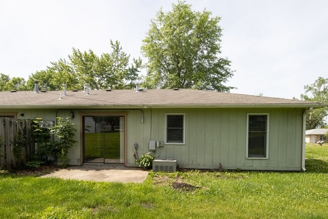 Photo - 3613 Greeley Dr Unit 3611 Greeley