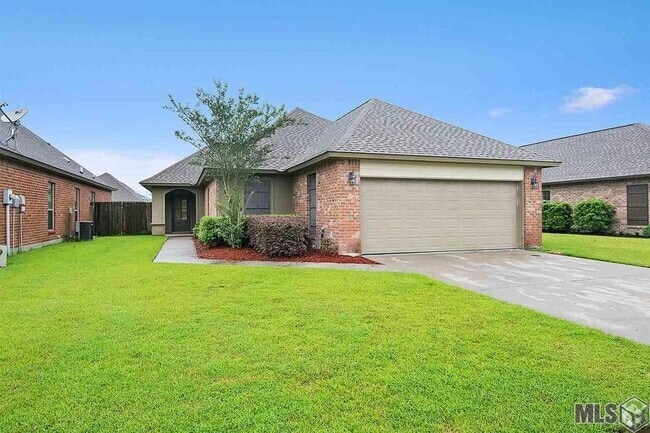 Building Photo - 3122 Nicholson Lake Dr Rental