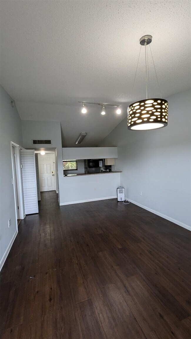 Photo - 9919 Nob Hill Ln Unit 9919