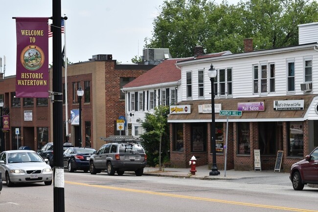 Building Photo - 138 Main St Unit L
