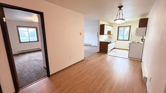 Photo - Evans Place 2