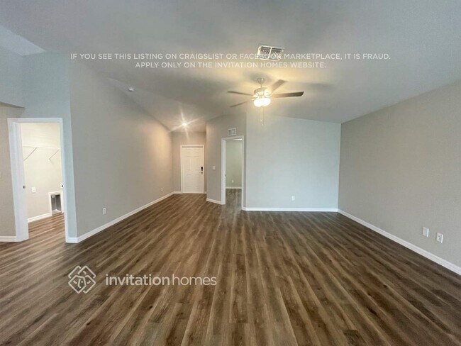 Photo - 21426 Dawson Ave