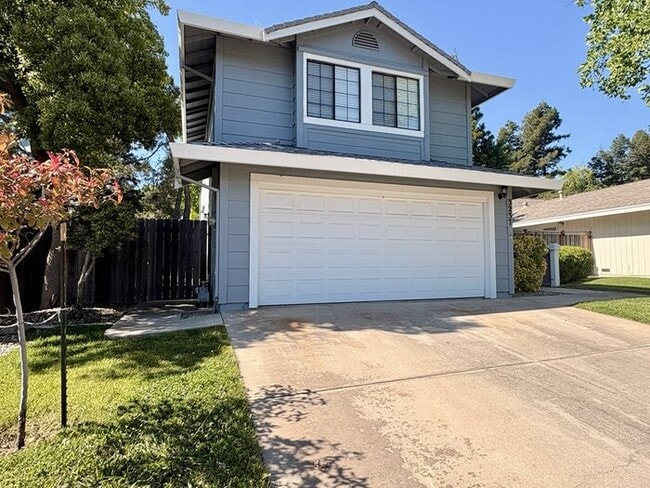 Photo - Beautiful 3 bedroom 2.5 bathroom in Antelope!