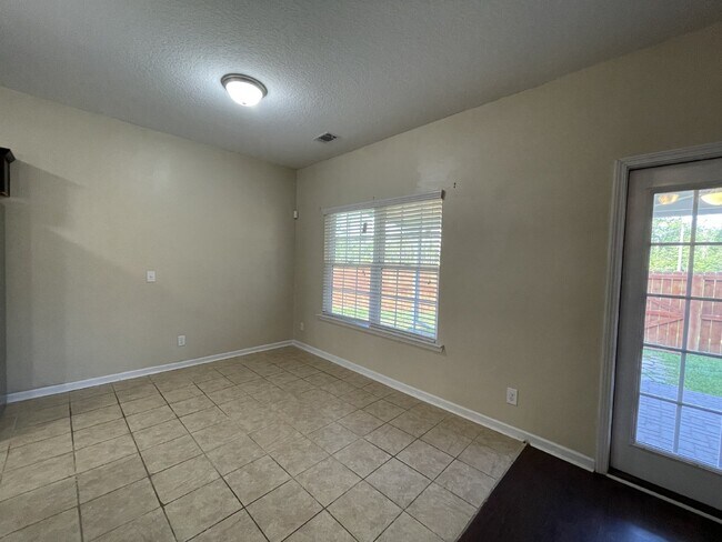 Photo - Home For Rent