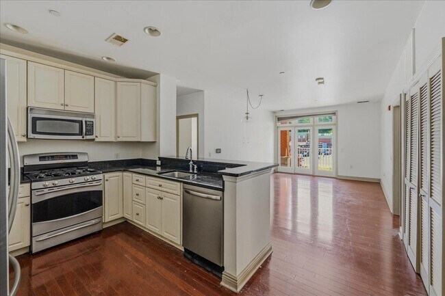 7400 River Rd Unit 217