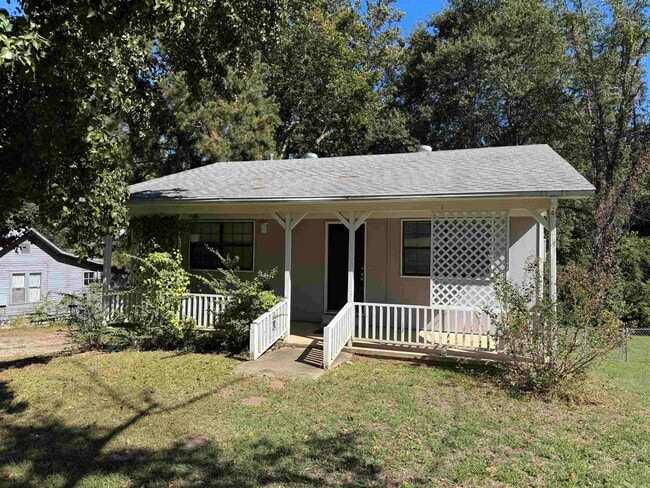 Photo - 2105 Wright Ave