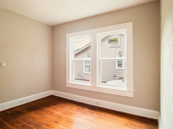 Photo - 1432 19th Pl SW