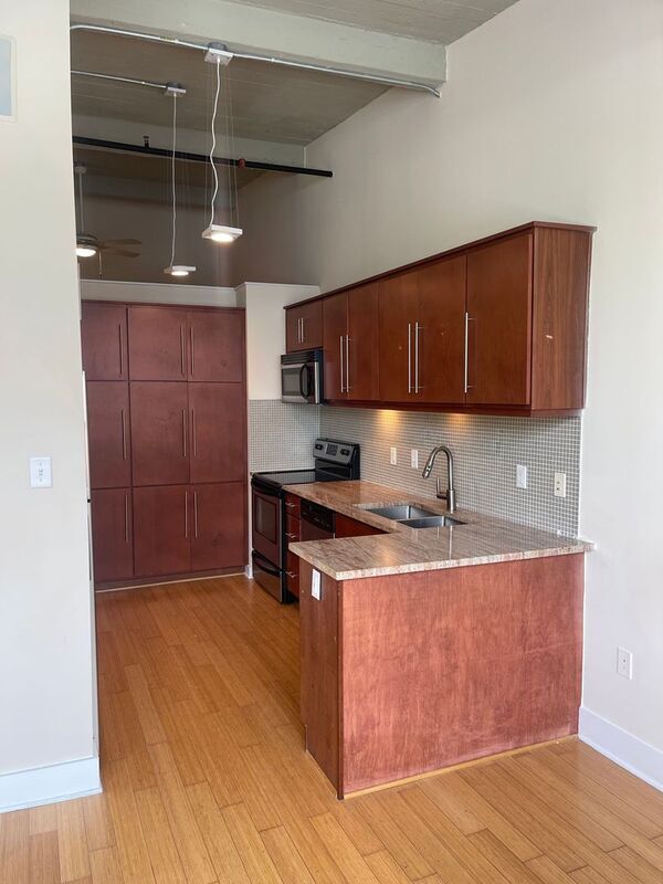 Photo - 815 Perry St Unidad #304 Rental