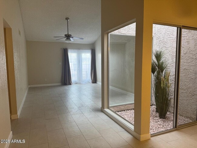 Photo - 4766 W Caron St