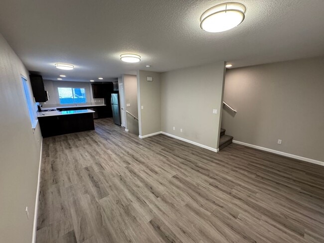 Building Photo - 1808/10/12 Rees Hill Townhouses Unit 1808