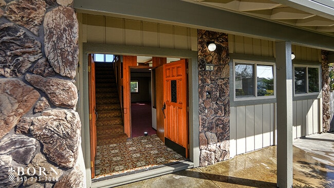 Photo - 78 Alcatraz Ave