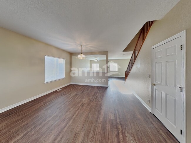 Photo - 13945 Jasmine St