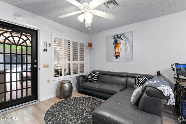 Building Photo - 14300 W Bell Rd Unit 160 Rental