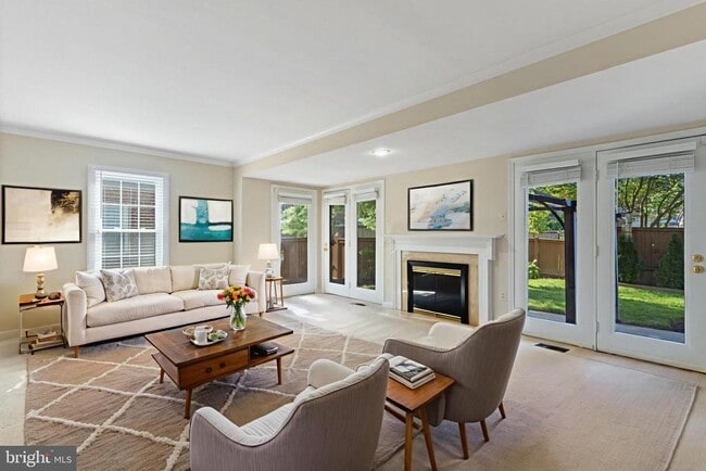 Photo - 208 Bristol Downs Dr
