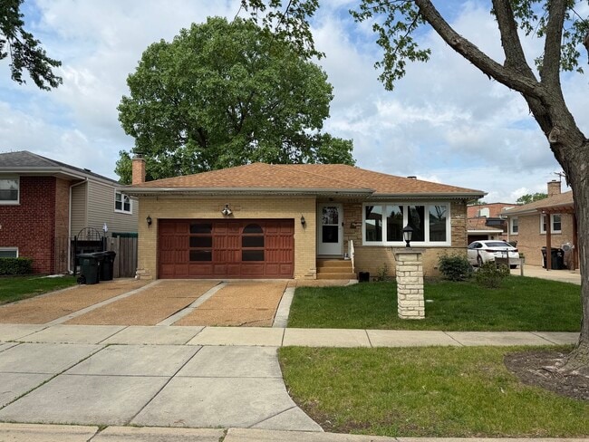 Photo - 8908 Ozark St