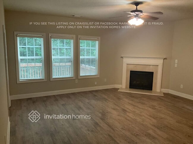 Photo - 808 Pine Cove Dr SW