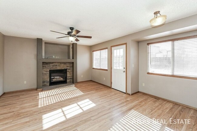 Photo - 1107 White Stone Way