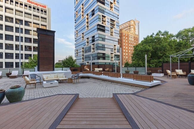 Photo - Crest on Peachtree