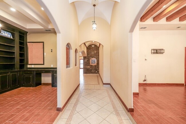 Photo - 6514 Grande Bay