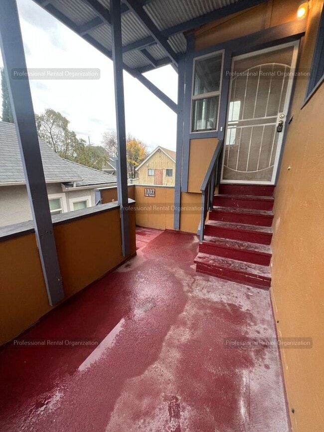 Photo - Experience the charm of Napa, CA living in this one-bedroom, one-bathroom apartment. Available now!!