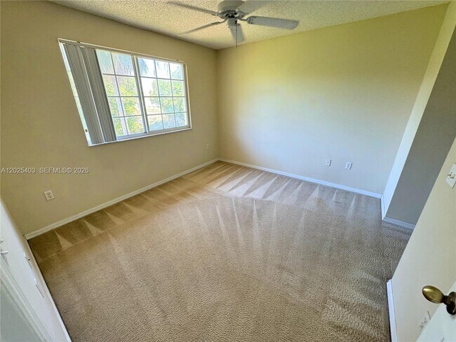 Photo - 2039 SE 10th Ave Unit 509