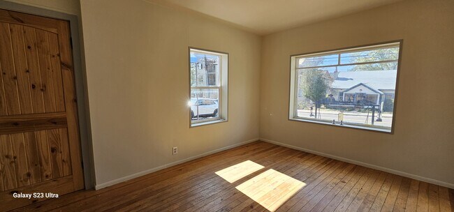 Photo - 210 N Elden St