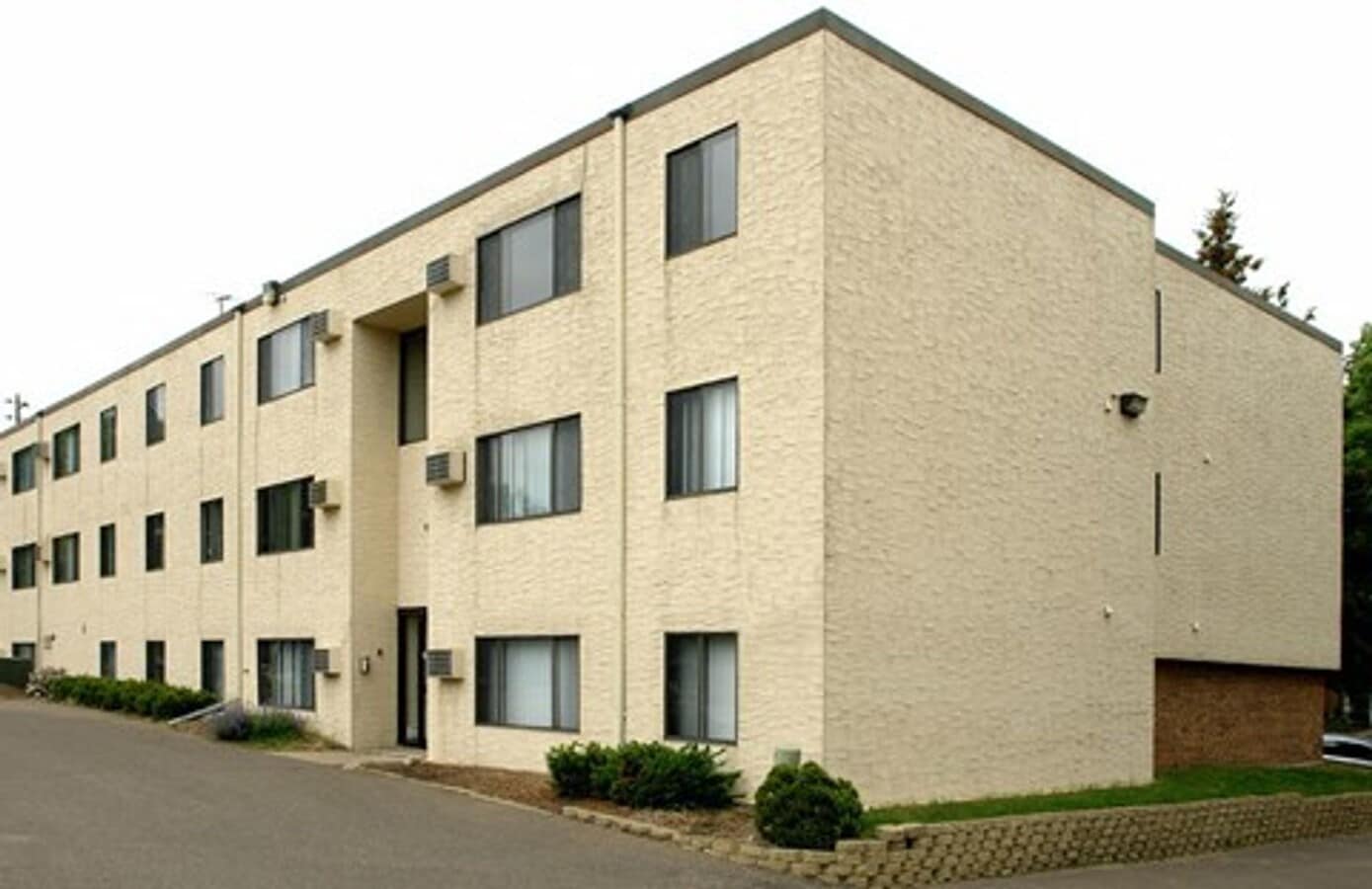 Union Park Apartments LLC - Union Park Apartments LLC Unit 202