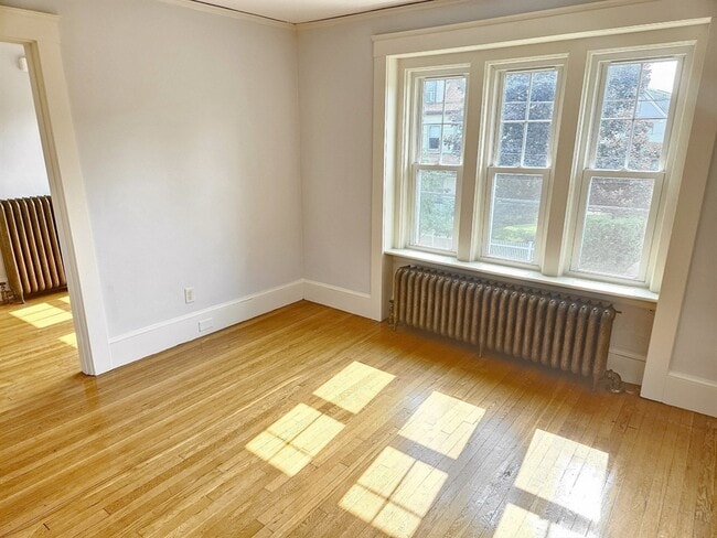 19 Rowe St Unit .