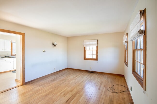 Photo - 396 Prindle Rd